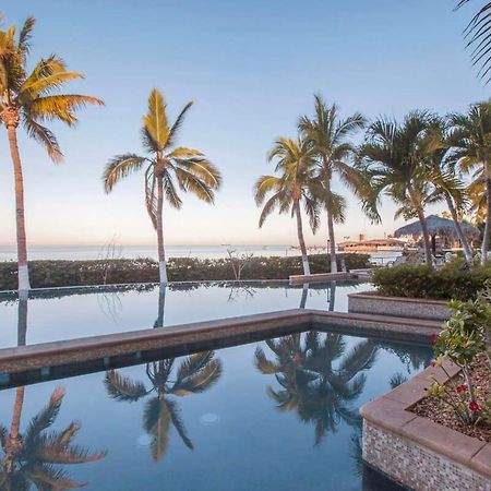 ラパス Private Oceanview Balcony & Infinity Pool Onsiteヴィラ エクステリア 写真